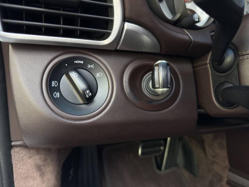 Image 33/47 de Porsche 911 Turbo (2008)