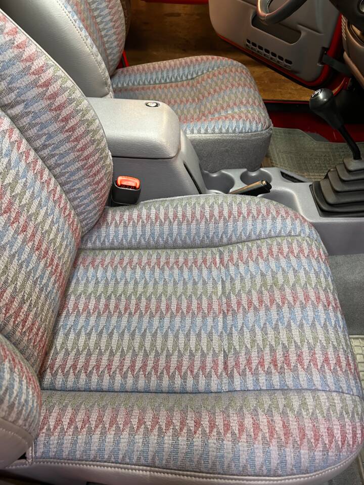 Image 17/28 of Jeep Wrangler Sport Hardtop 2.5 (1998)