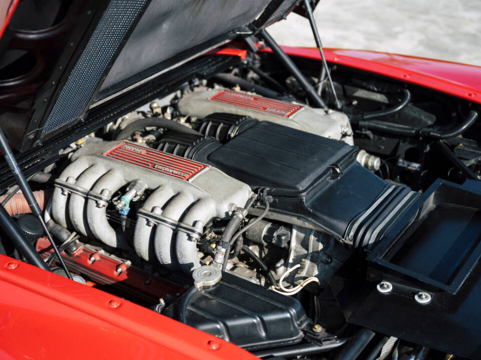 Image 2/32 of Ferrari Testarossa (1991)