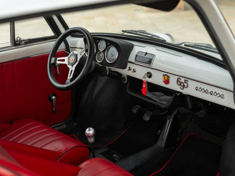 Imagen 40/50 de Abarth 695 SS (1966)