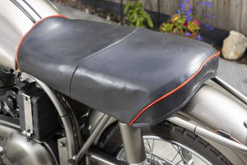 Image 11/40 of Norton Model 30 International (1957)