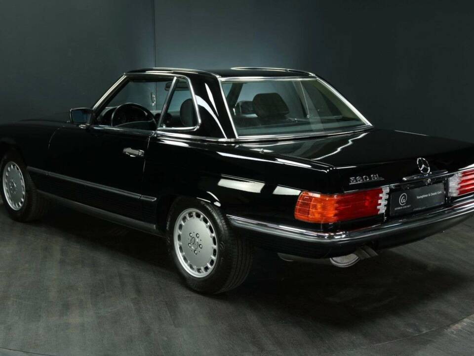 Image 23/30 of Mercedes-Benz 560 SL (1987)