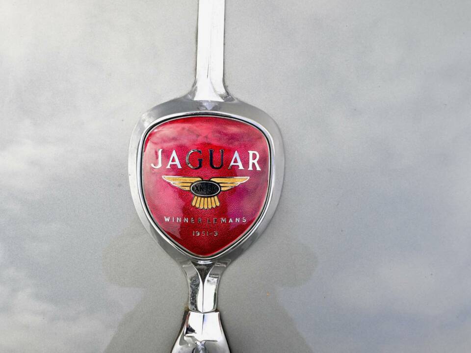 Bild 26/50 von Jaguar XK 140 FHC (1954)