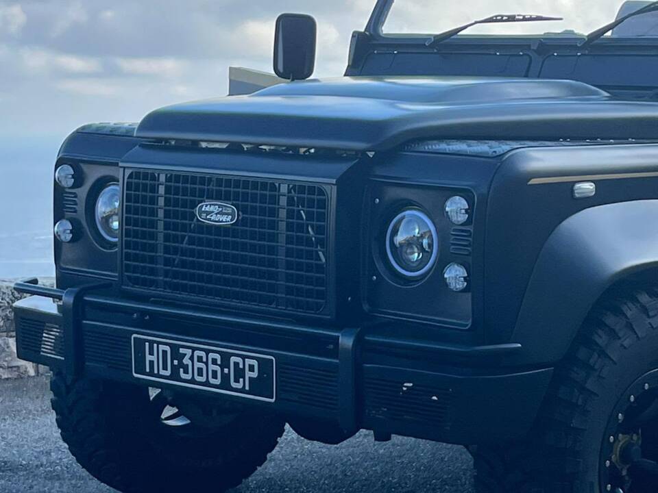 Afbeelding 16/17 van Land Rover 90 (1989)