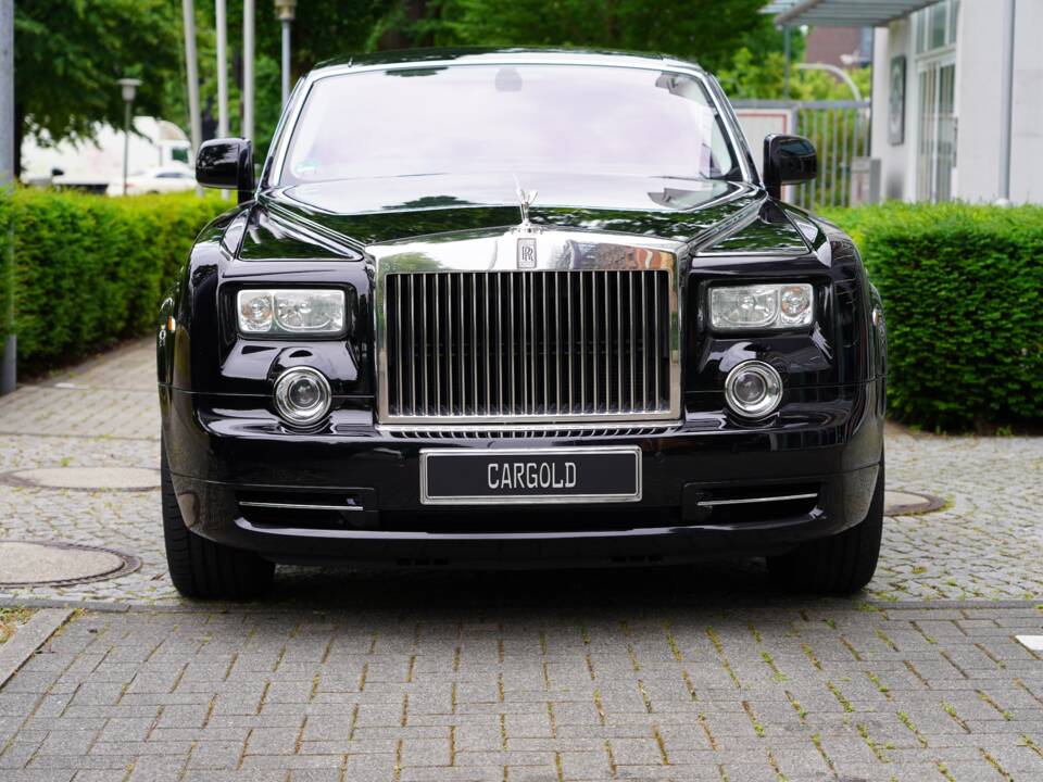 Image 7/21 of Rolls-Royce Phantom VII (2009)