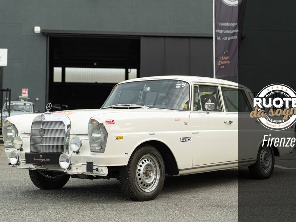 Bild 1/50 von Mercedes-Benz 220 S b (1967)