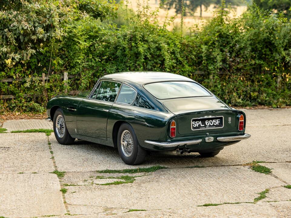 Bild 9/50 von Aston Martin DB 6 Vantage (1967)