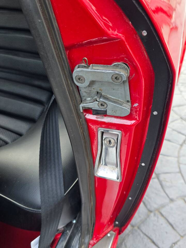 Image 16/34 of Alfa Romeo 1750 GT Veloce (1969)