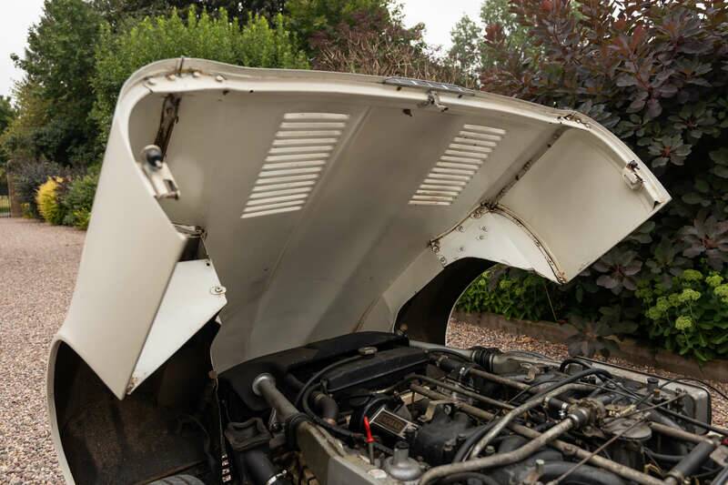 Immagine 36/49 di Jaguar E-Type V12 (1973)