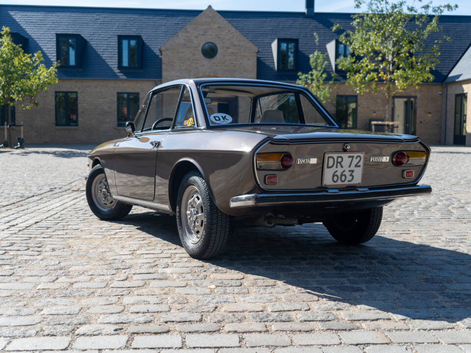 Image 7/22 of Lancia Fulvia 3 (1974)