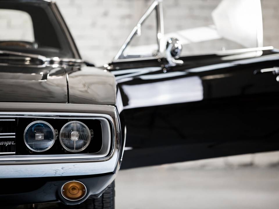 Image 26/50 of Dodge Charger 318 (1970)