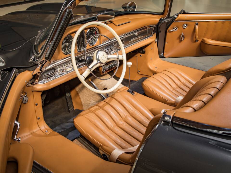 Image 11/22 de Mercedes-Benz 300 SL Roadster (1961)
