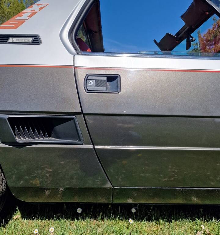 Image 38/95 of FIAT X 1&#x2F;9 (1985)