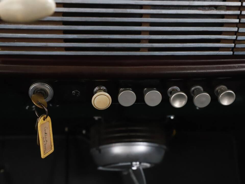Image 10/24 of Goliath 700 (1955)
