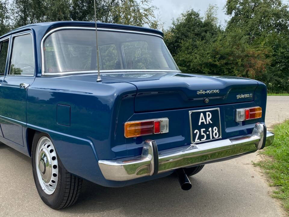 Image 64/75 of Alfa Romeo Giulia 1300 TI (1966)