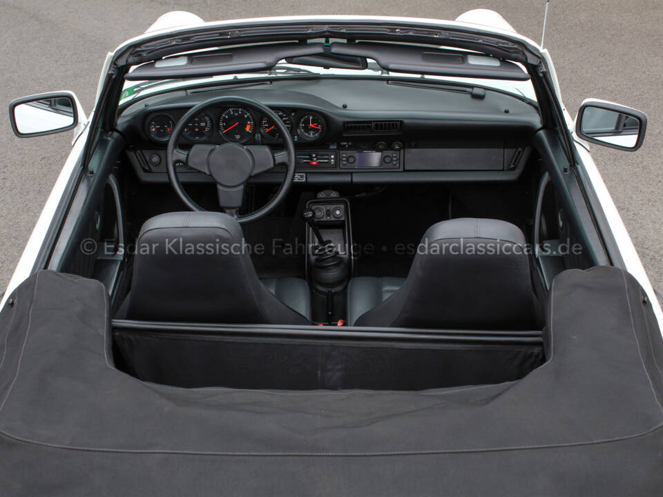 Afbeelding 18/36 van Porsche 911 Carrera 3.2 (1984)