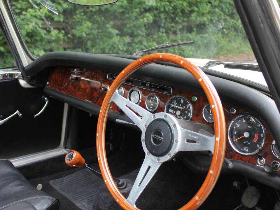 Image 9/23 of Sunbeam Alpine Mk V (1966)