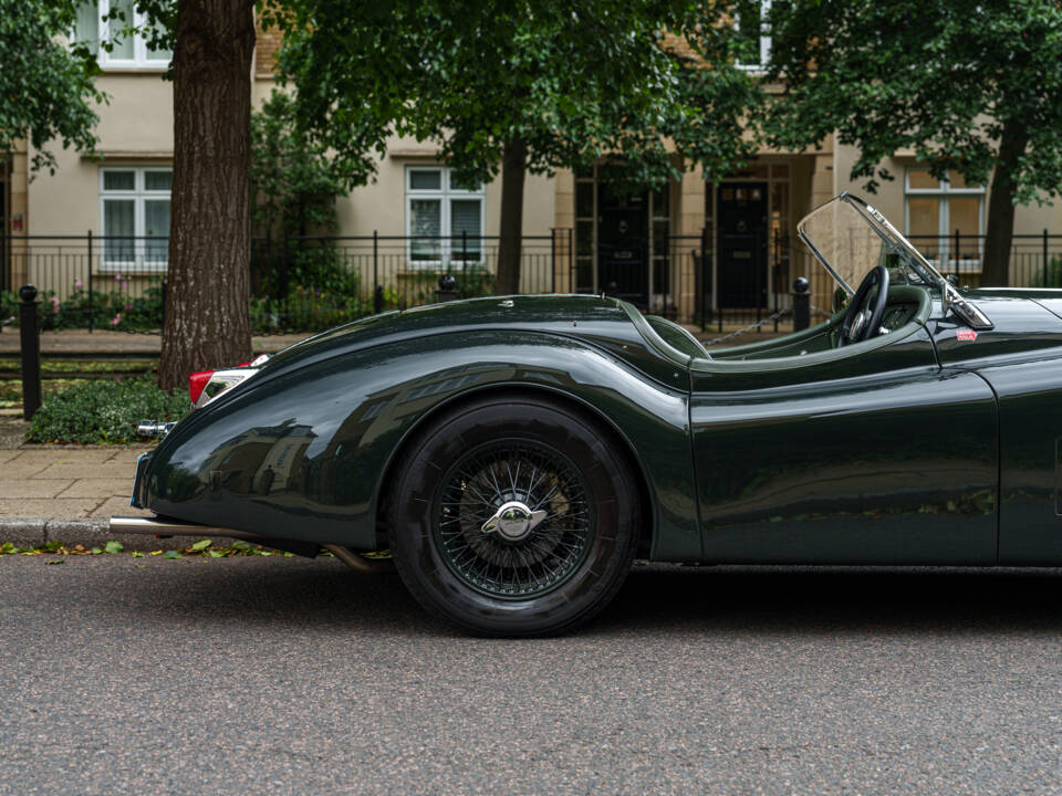 Immagine 10/25 di Jaguar XK 140 OTS (1956)