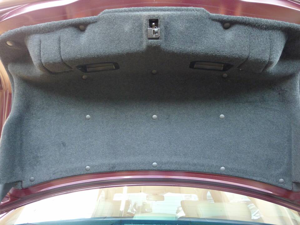 Imagen 21/42 de Lancia Thesis 2.4 (2002)