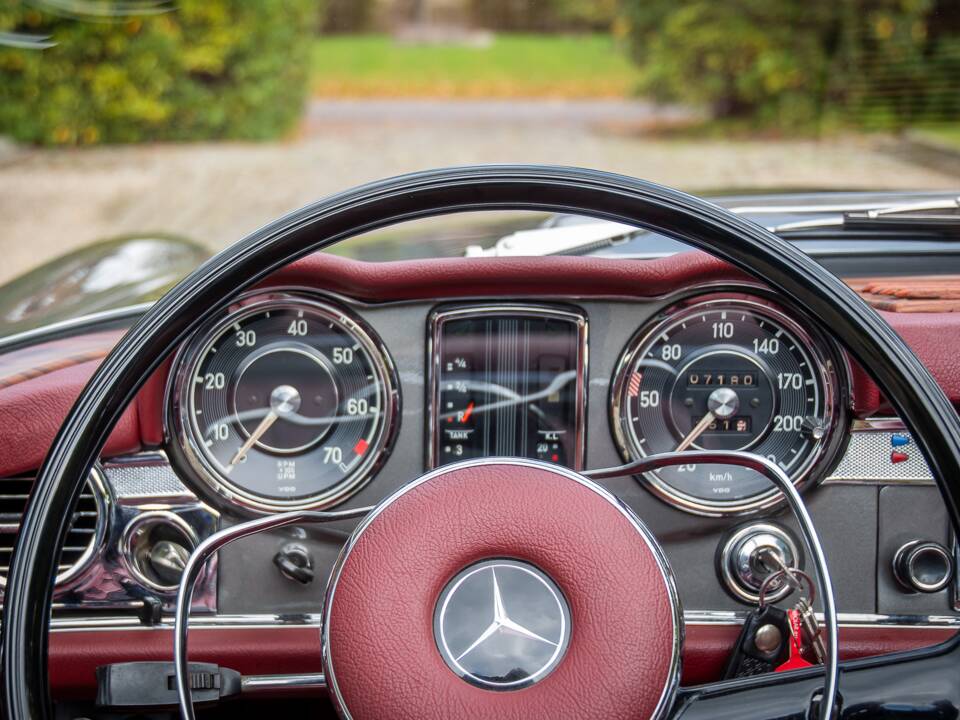 Bild 9/28 von Mercedes-Benz 230 SL (1965)