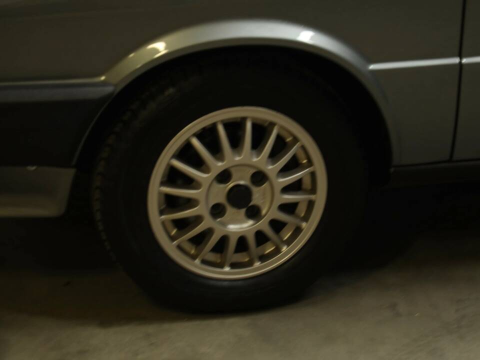 Image 23/50 of Audi 80 GTE quattro (1985)