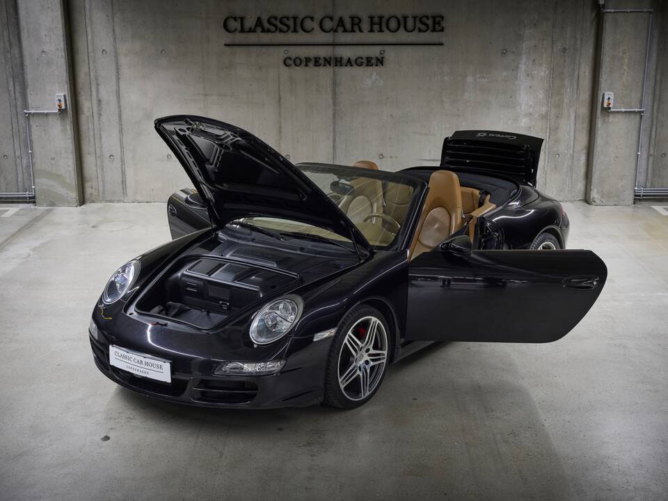 Bild 27/78 von Porsche 911 Carrera 4S (2006)