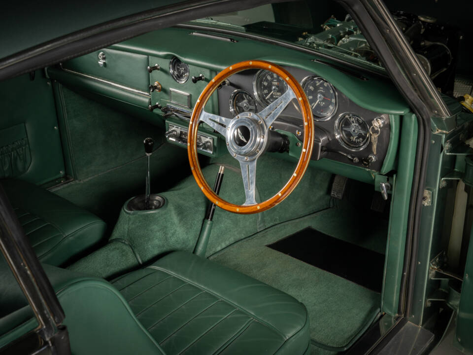 Immagine 4/30 di Aston Martin DB 4 Prototype (1957)