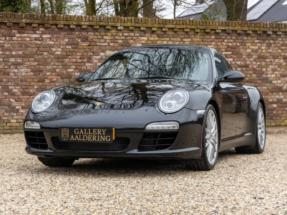 Afbeelding 17/50 van Porsche 911 Targa 4S (2009)