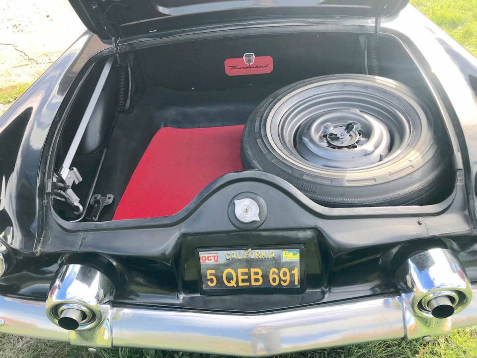 Bild 8/8 von Ford Thunderbird (1955)