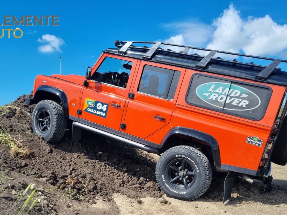 Image 10/16 of Land Rover Defender 110 (2008)