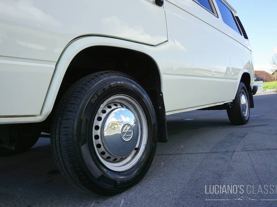 Image 14/41 of Volkswagen T3 Caravelle 2.1 (1986)