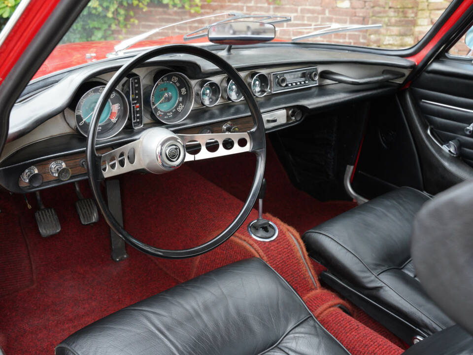 Bild 15/50 von Volvo P 1800 S (1964)