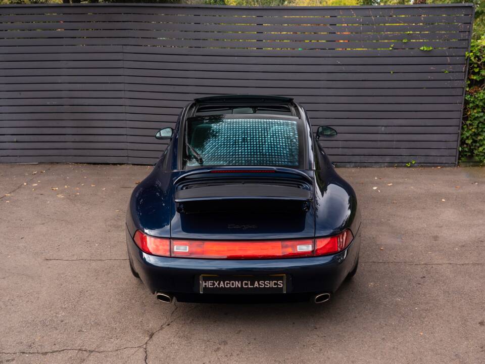 Image 7/68 of Porsche 911 Carrera (1997)