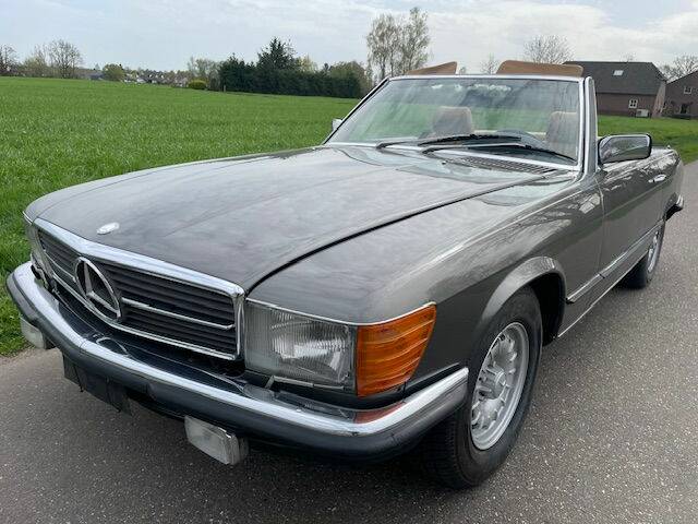 Afbeelding 6/8 van Mercedes-Benz 500 SL (1984)