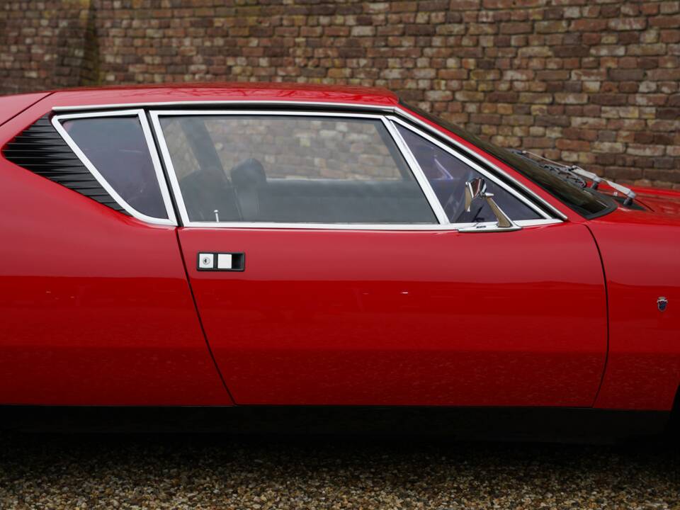 Image 45/50 of De Tomaso Pantera (1972)