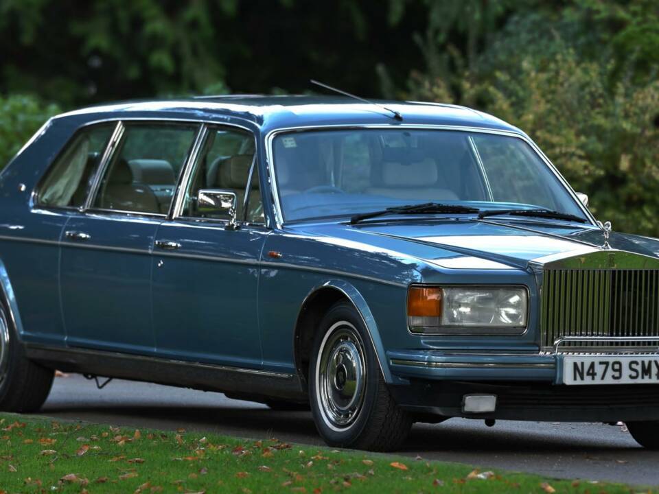 Image 10/50 de Rolls-Royce Silver Spur III (1995)