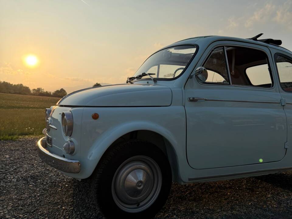 Image 18/63 de FIAT 500 D (1964)