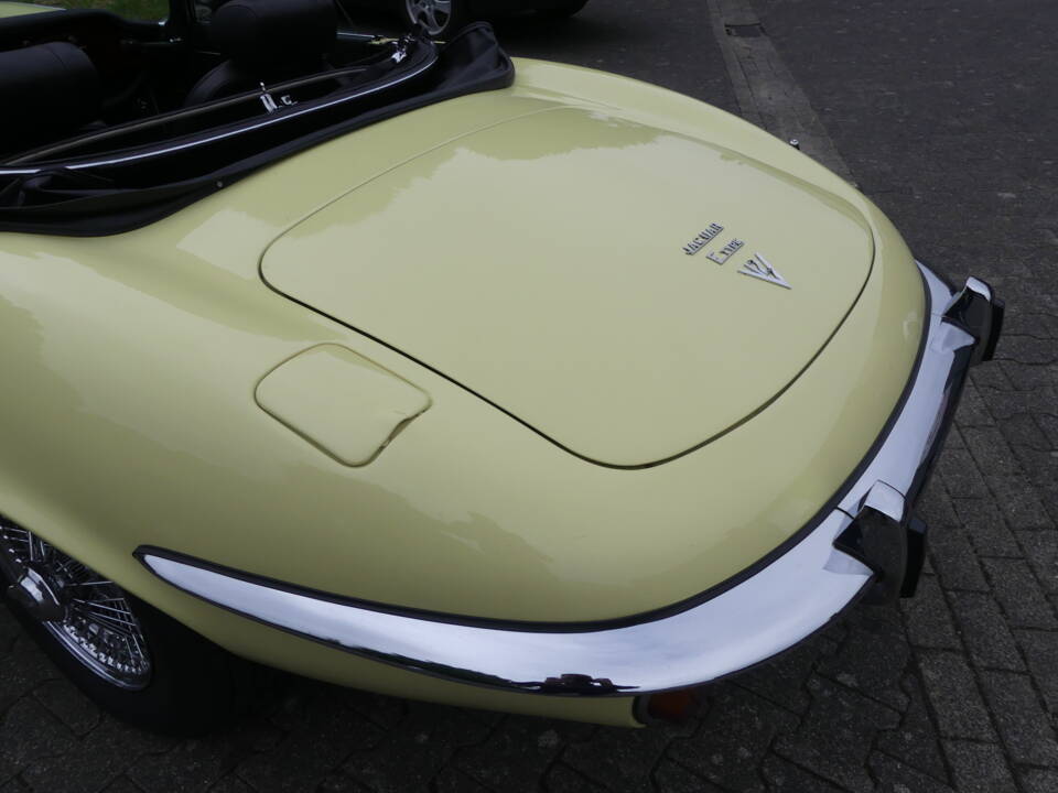 Bild 22/59 von Jaguar E-Type V12 (1972)