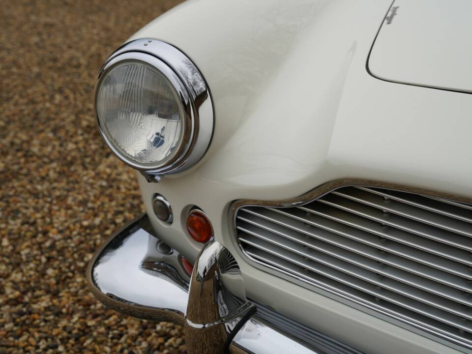 Afbeelding 50/50 van Aston Martin DB 4 (1961)