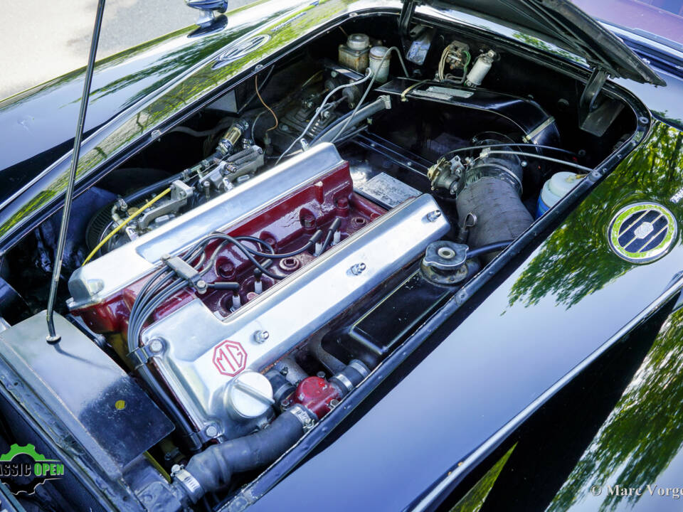 Image 21/50 de MG MGA Twin Cam (1958)
