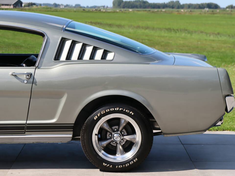 Image 36/50 de Ford Mustang 289 (1966)