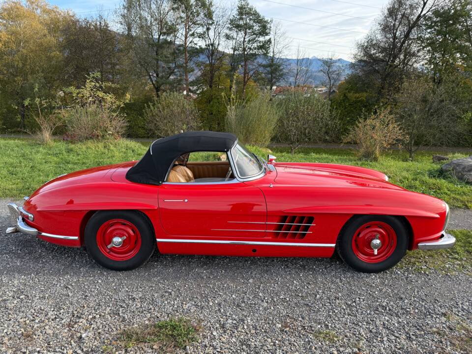 Image 5/28 of Mercedes-Benz 300 SL Roadster (1960)