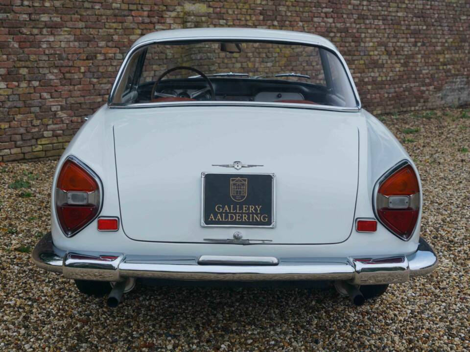 Image 28/50 of Lancia Flaminia GT 2.5 3C Touring (1964)