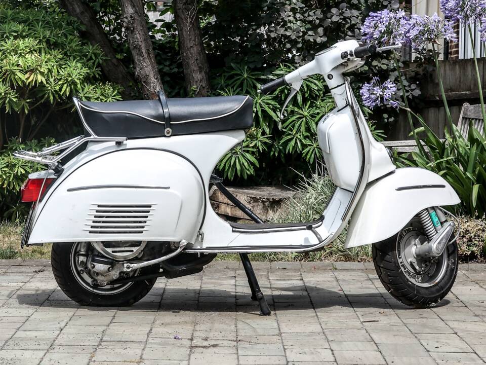 Bild 2/22 von Piaggio Vespa 160 GT Electronic (1972)