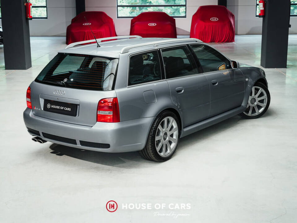 Image 7/25 de Audi RS4 Avant (2001)