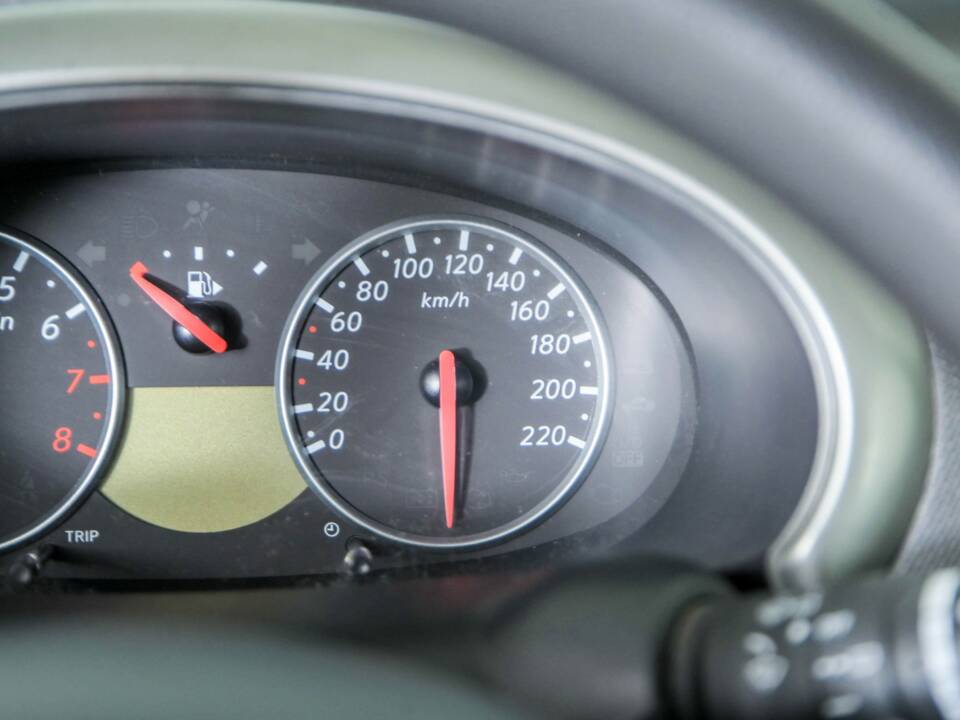 Image 21/35 of Nissan Micra C+C 1.6 (2005)