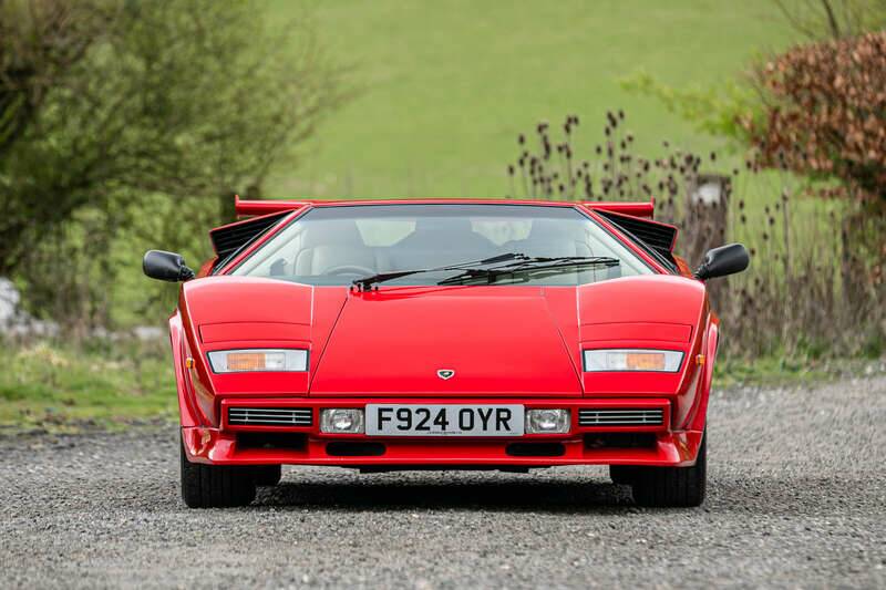 Bild 6/43 von Lamborghini Countach LP 5000 S QV (1988)