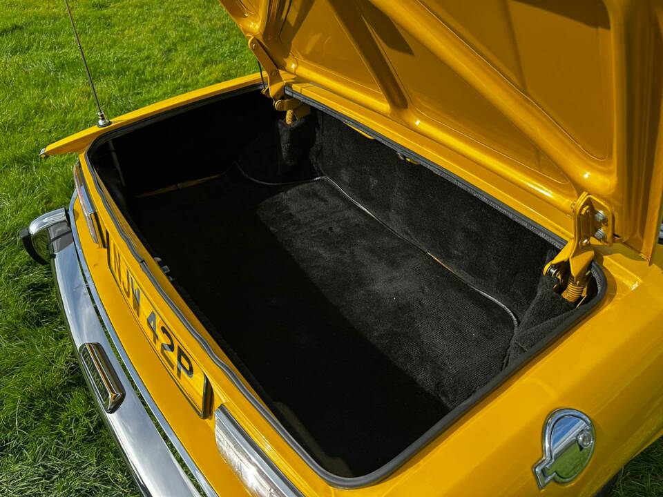 Immagine 36/48 di Triumph Stag (1975)