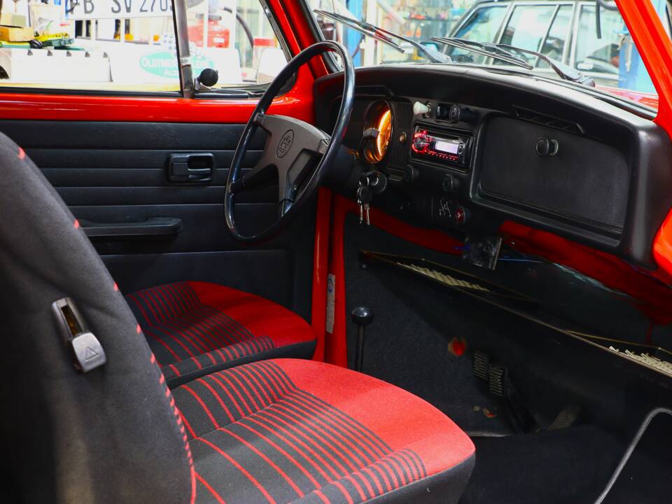 Bild 14/23 von Volkswagen Käfer 1200 (1975)