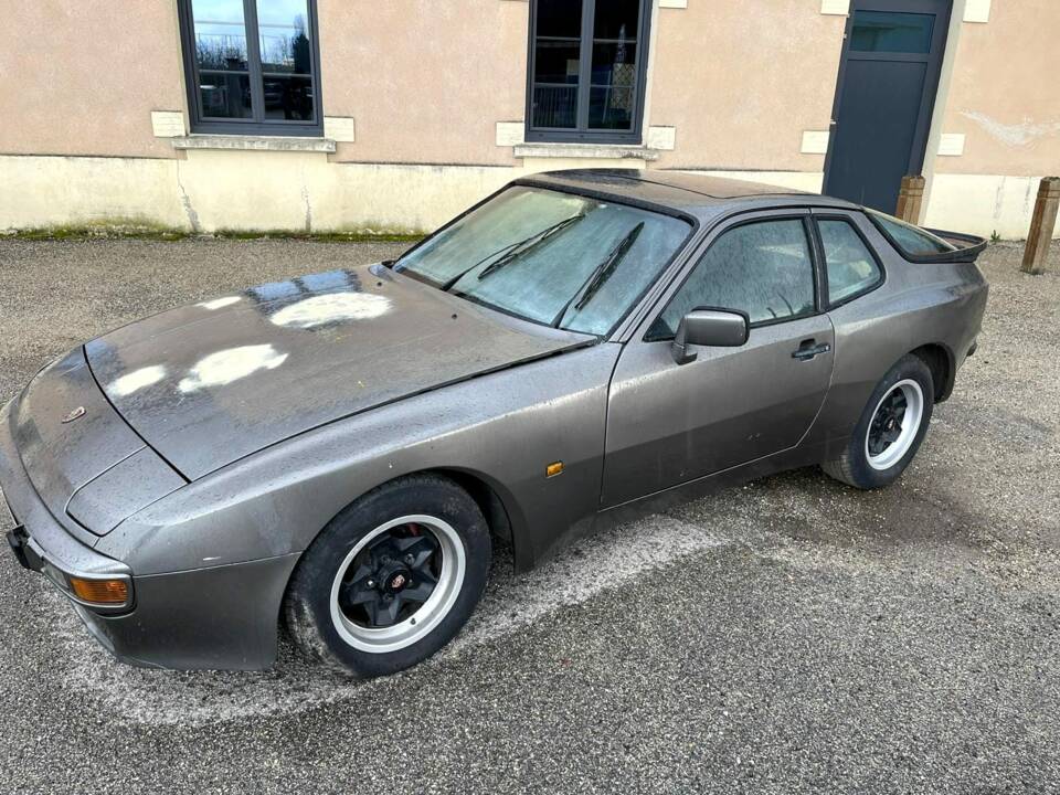 Immagine 3/23 di Porsche 944 (1983)